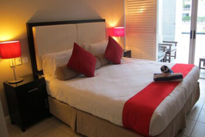 Room 4 of 11