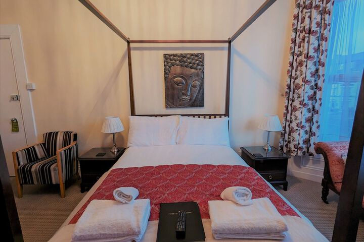 Room 29 of 96