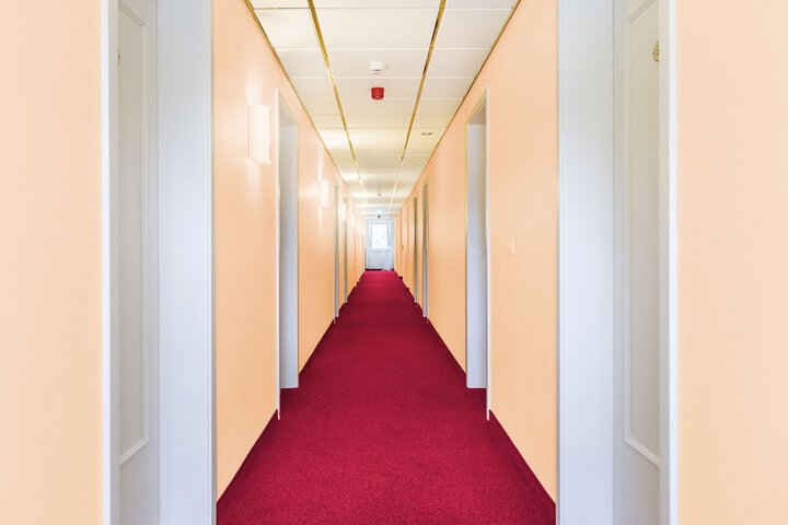 Ballroom/Hall 39 of 43