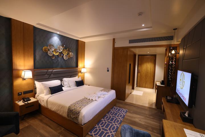 Room 43 of 70