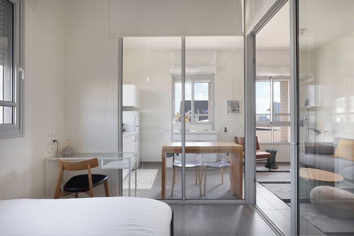 Room 5 of 78