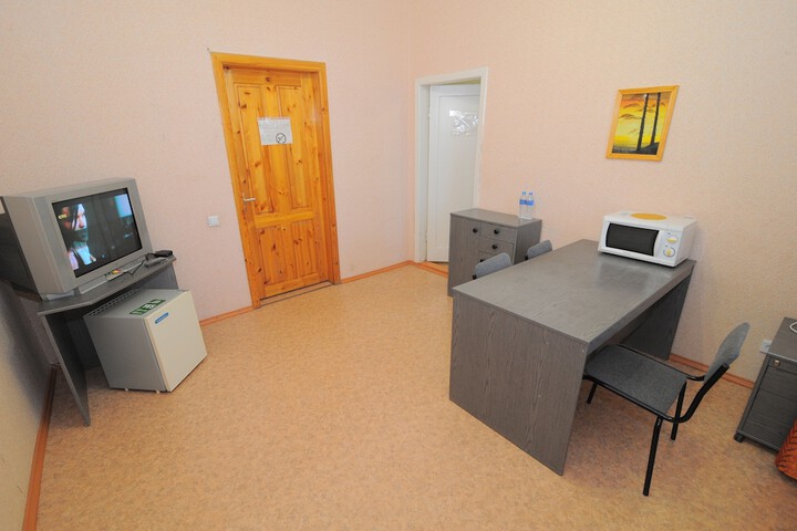Room 58 of 100