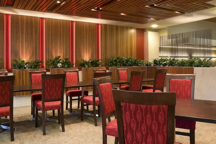 Dining 48 of 84