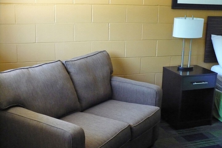 Room 12 of 24