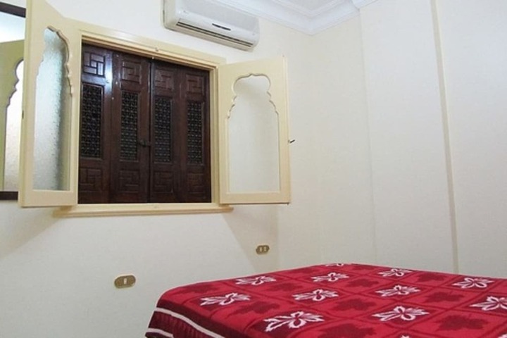 Room 9 of 41
