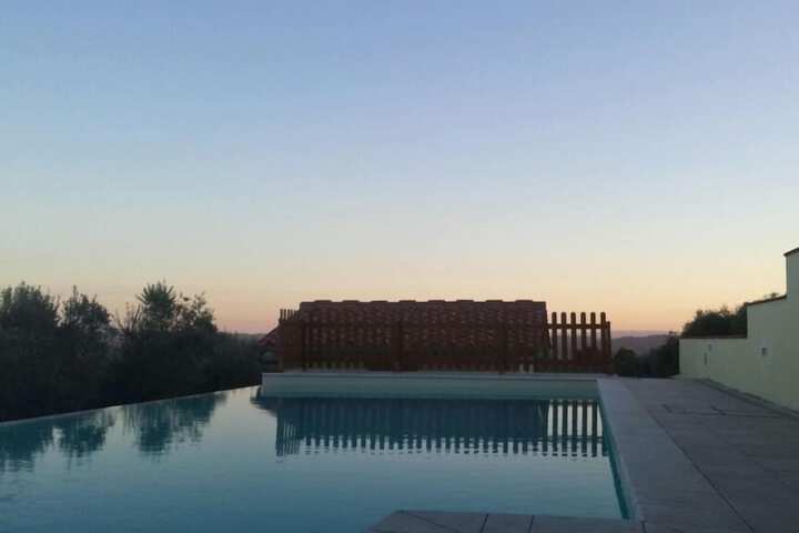 Pool 32 of 40