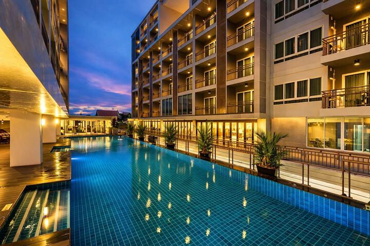 Tisha Hotel