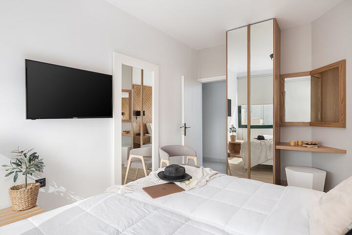 Room 8 of 27