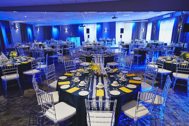 Indoor wedding