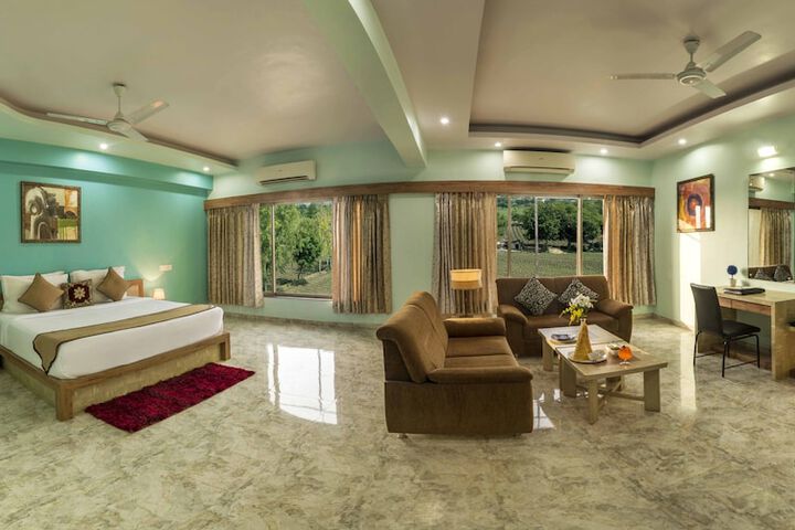 Room 15 of 39