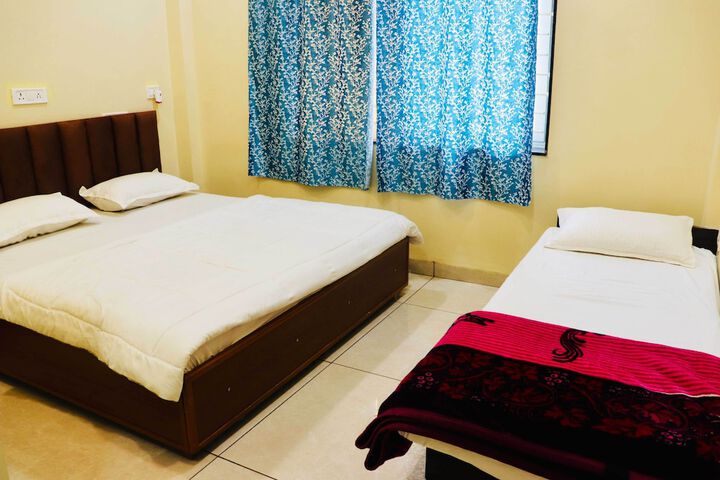 Room 17 of 25