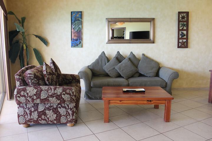 Room 318 of 599