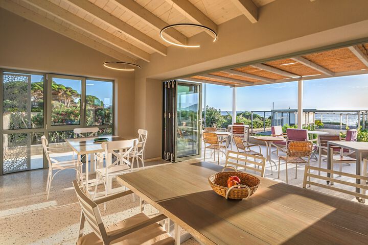 Breakfast/Coffee Service 204 of 259