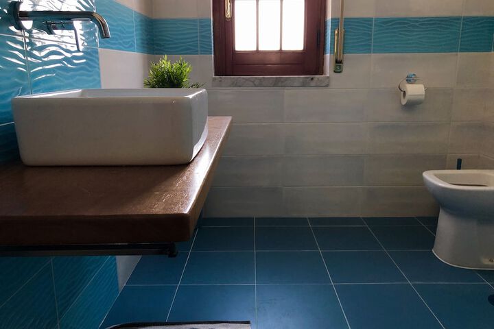 Room 30 of 65