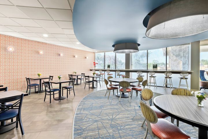 Breakfast/Coffee Service 32 of 42