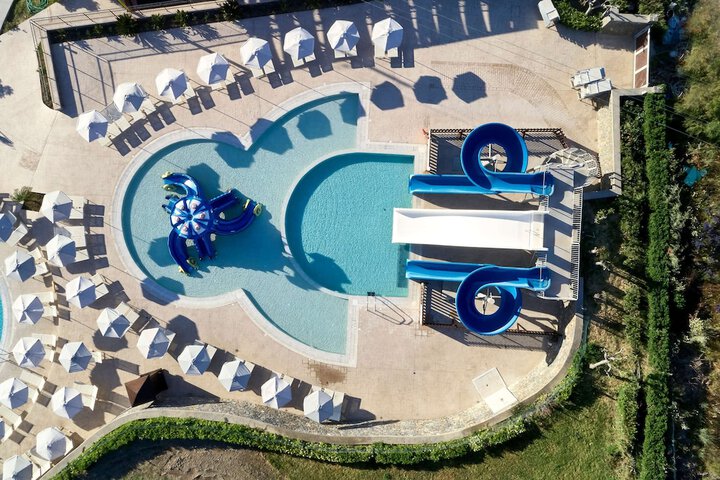 Pool 69 of 138