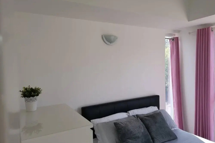 Image of Dellehomes Remarkable 4 bed House in Manchester