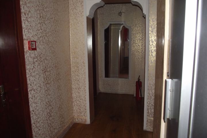 Ballroom/Hall 31 of 35