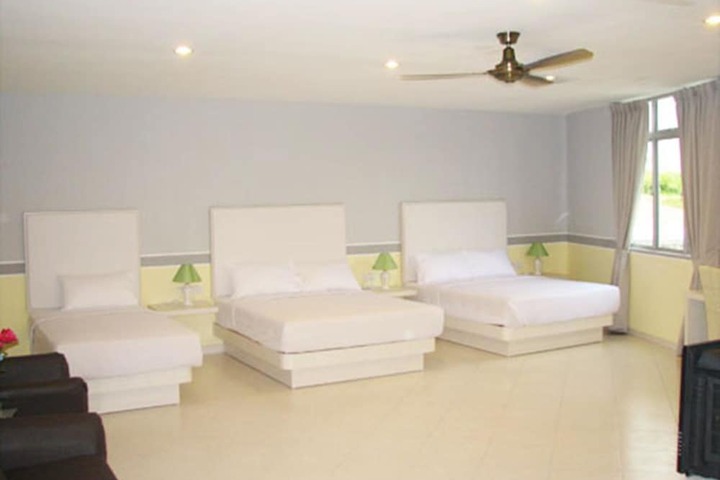 Room 14 of 24