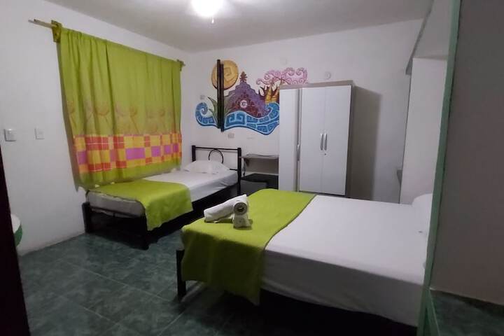 Room 13 of 34