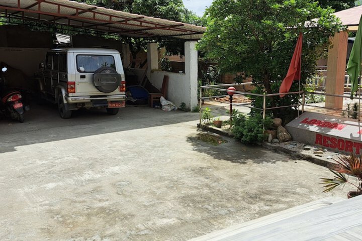 Property Grounds 15 of 19
