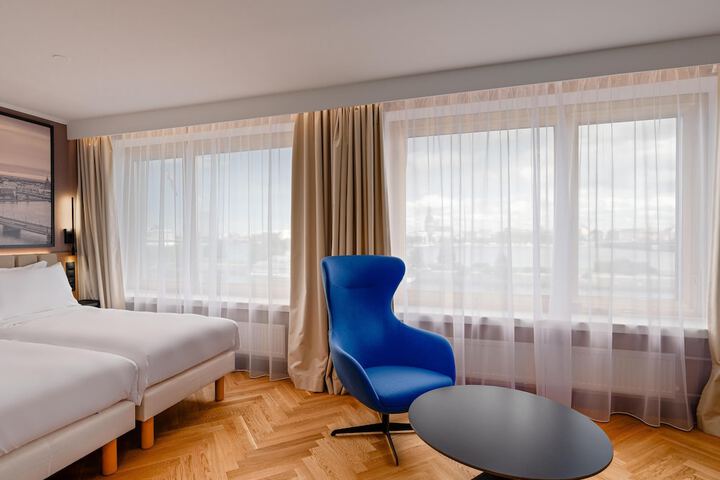 Room 51 of 113