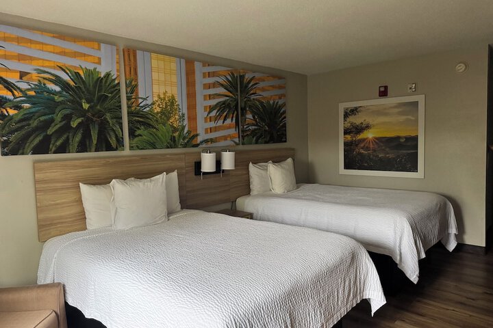 Room 10 of 70