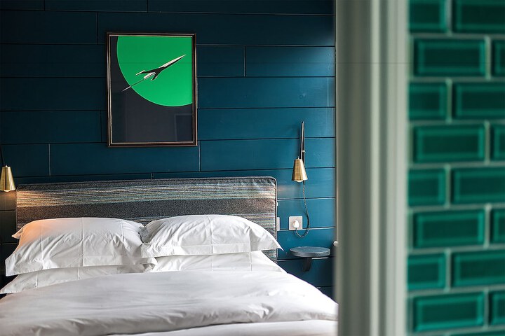 Room 3 of 38