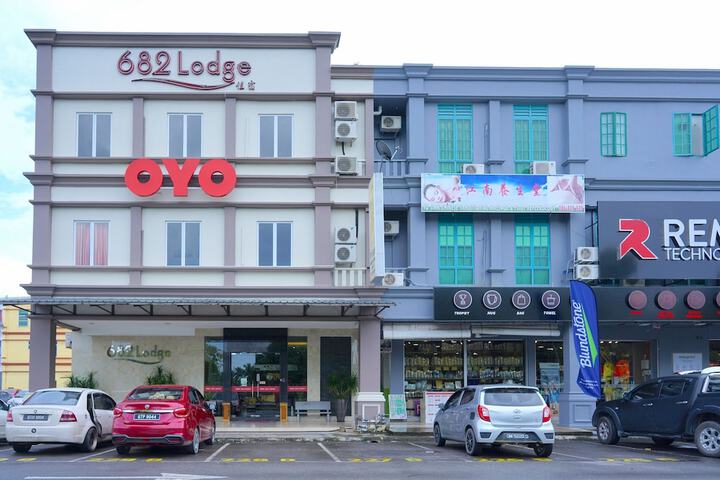 Photo of OYO 89457 682 Lodge