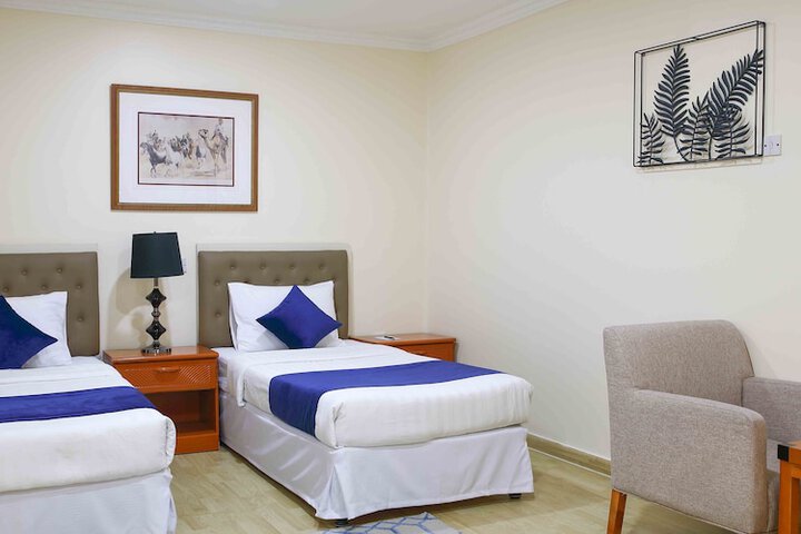 Room 9 of 31