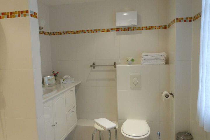 Bath Photo