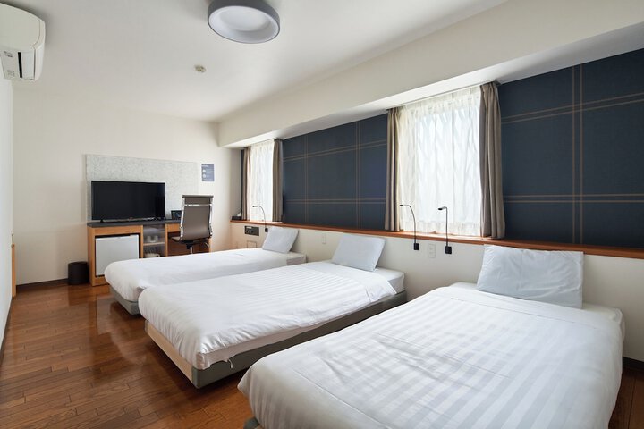 Room 5 of 53