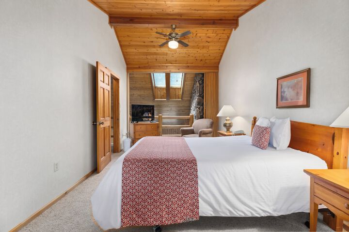 Room 28 of 191