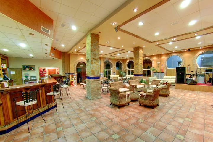 Coffee shop