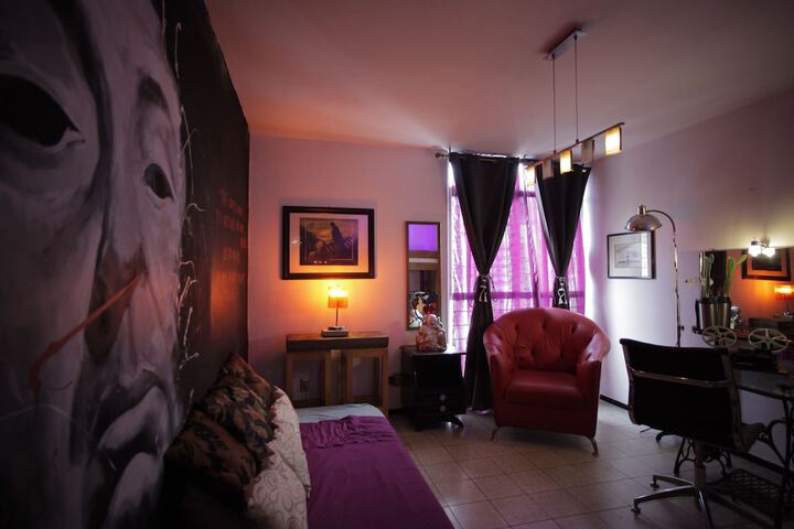 Room 34 of 80
