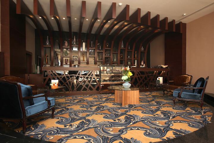 Guest Lobby
