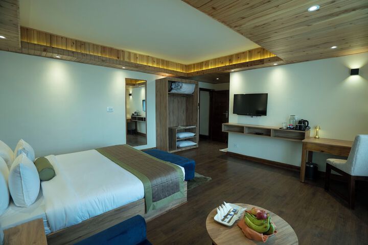 Room 14 of 40
