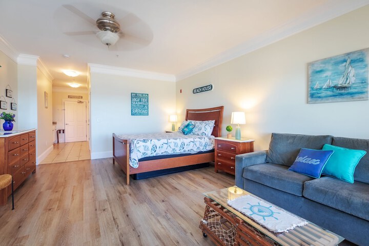 Room 4 of 69