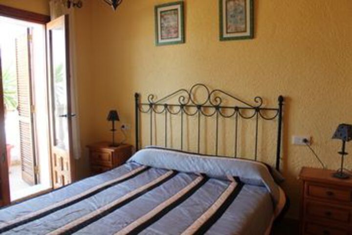 Room 6 of 17