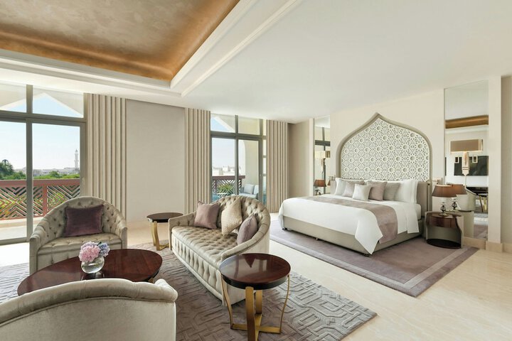 Room 51 of 263