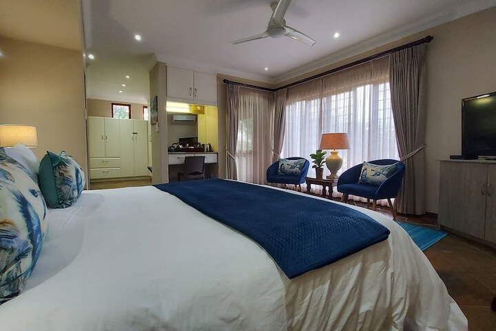 Room 5 of 30