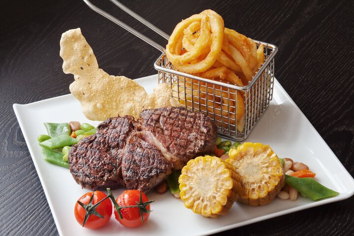 Dining Photos