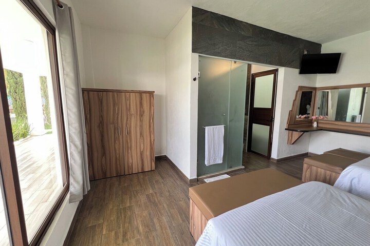 Room 7 of 64