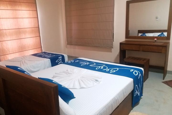 Room 5 of 65