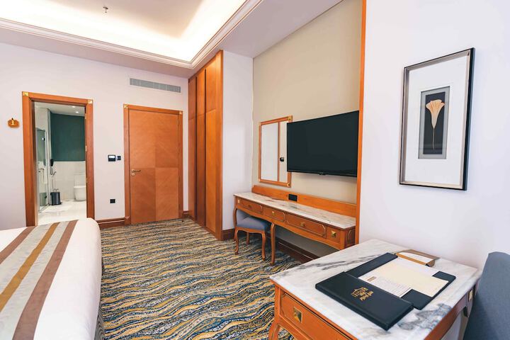 Room 11 of 26
