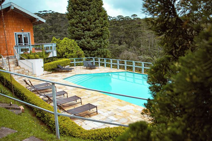Pool 23 of 61
