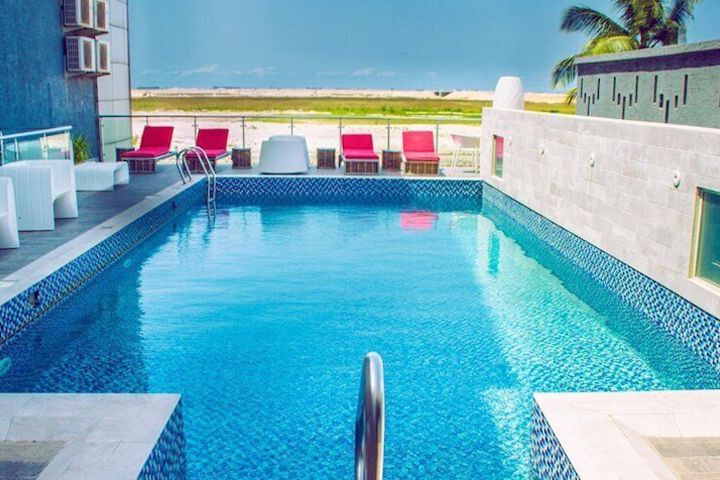 Pool 13 of 29