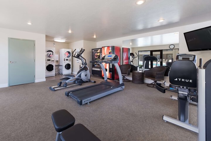 Hotel Gym Photos