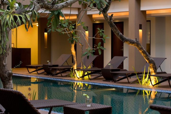 Pools & Facilities