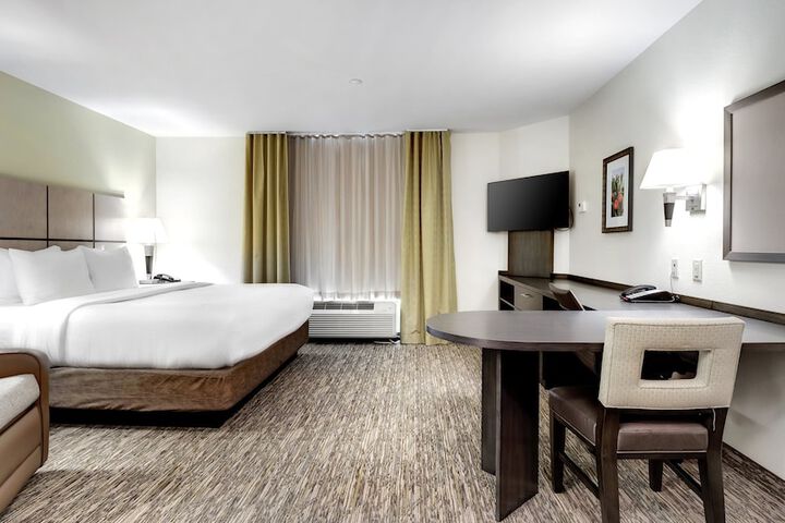 Room 13 of 65